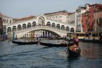 PICTURES/Venice - Canal Shots/t_Vaporetto & Rialto Bridge2.JPG